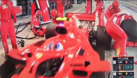 VIDEO/Pamje të frikshme në “Formula 1”, Raikkonen i thyen këmbën mekanikut