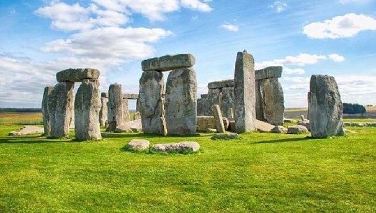 Stonehenge dhe historia që fshihet në “orën” më të vjetër në botë