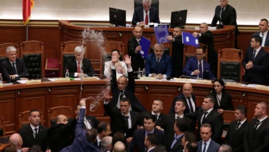 Ky parlament nuk e përfaqëson Shqipërinë!