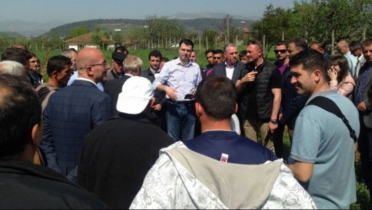 Elbasan, Basha takon fermerët: Vendosja e NIPT-it, kurth për futjen në TVSH
