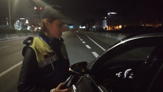 Shpejtësi e çmendur në autostradën Tiranë-Durrës, policia kap 'pilotët e natës'