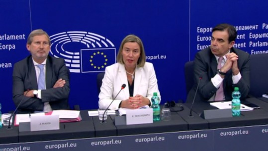 Zyrtare, Mogherini: KE rekomandon hapjen e negociatave me Shqipërinë
