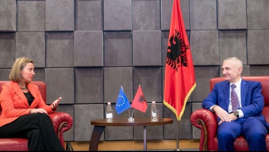 Mogherini takohet me Metën, Presidenti: Shqipëria ka nevojë të vijojë më e bashkuar/ FOTO+VD