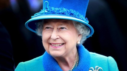 Mbretëresha nuk i shpëton tundimit të Instagramit, postimi i saj bën jehonë në rrjet