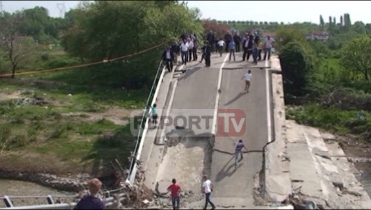 Shembja e urës së Drojës, banorët kërcënojnë me bllokimin e rrugës Laç-Mamurras