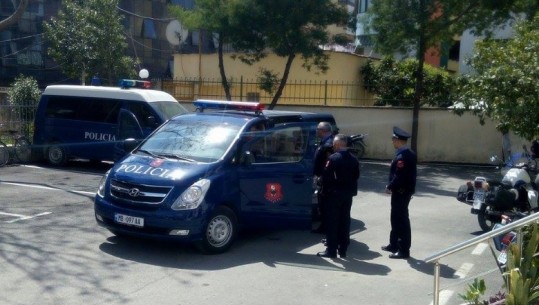 Kuçovë, tentuan të vjedhin lokalin, arrestohet 30- vjeçarja