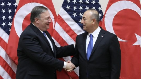 Sekretari amerikan i shqetësuar për marrëveshjen ushtarake mes Rusisë dhe Turqisë