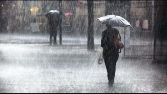 Ikën sërish dielli, Tirana zgjohet me reshje shiu