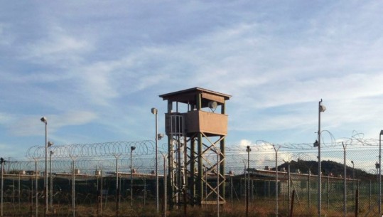 Pentangoni do të mbajë hapur burgun e Guantanamos