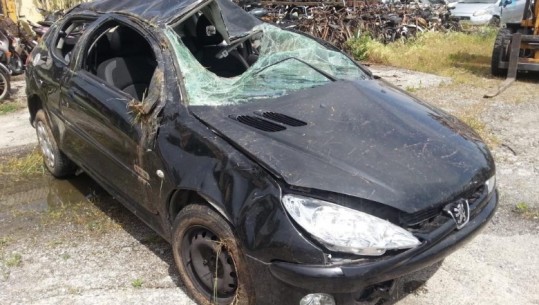 Aksidentohet me makinë në Itali, humb jetën i riu shqiptar, ja si është shkatërruar mjeti