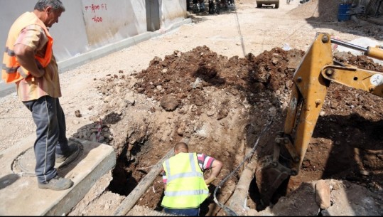 Foto/ Nis rehabilitimi i rrugës “Musa Maçi”, kanalizime dhe asfalt i ri