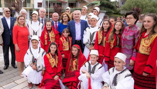 Presidenti Meta çel sezonin turistik në Skrapar: Së shpejti një nga destinacionet më të rëndësishme turistike në rajon
