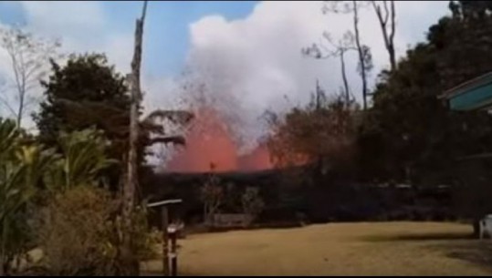 VIDEO/I shpërthen vullkani tek dera e shtëpisë, alarmohen banorët