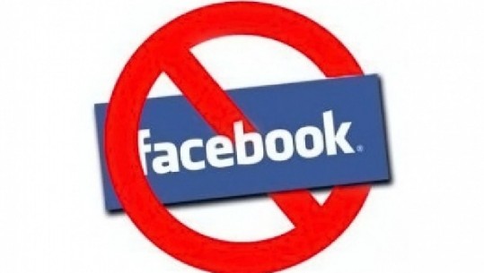 Facebook mbyll 583 milionë llogari false