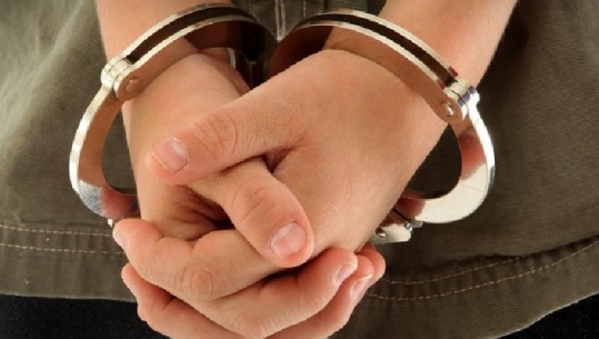 Gjirokastër, arrestohet 31 vjeçari i kërkuar për vjedhje banesash/EMRI