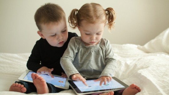 Ja disa udhëzime se si të monitoroni fëmijët tuaj në rrjetet sociale