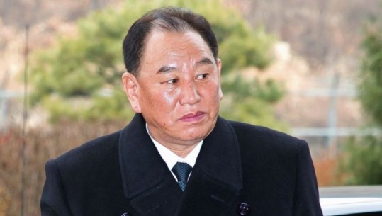 Zyrtari verikorean takon Pompeon në Nju Jork