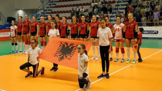 Kombëtarja e volejbollit të femrave mposht Gjeorgjinë, shkon në finalet e Ligës së Europës