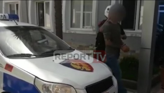 Morën 8 mijë lekë rryshfet nga një kamarier, në pranga dy inspektorët e AKU-së në Durrës (EMRAT)