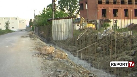 Krujë, ndërtimet pa leje bllokojnë kanalet kulluese, banorët: Askush nuk ndërhyn për të ndaluar ndërtimet