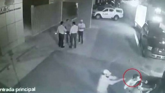 Ekzekutohet me plumb në kokë politikani meksikan që luftonte kartelet e drogës, ja momenti i frikshëm/VIDEO