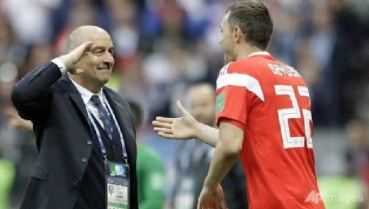 Presidenti Putin i ndërpreu konferencën, ja shpjegimi që jep trajneri i Rusisë pas fitores