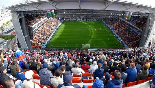 6 mijë vende bosh në ndeshjen Uruguai-Egjipt, FIFA nis hetimet