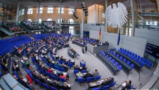 Gjermani, Bundestagu aprovon ligjin për bashkim familjar