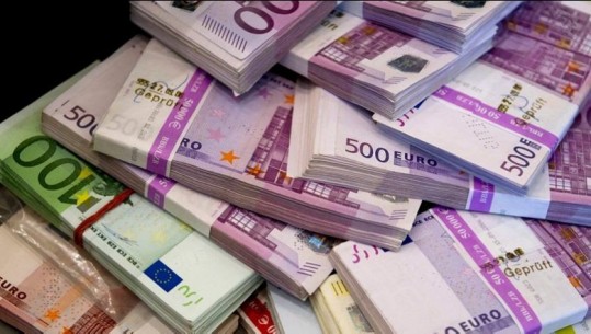 3 miliardë euro kursime në banka/Qytetarët e Kosovës ndër më të pasurit në rajon