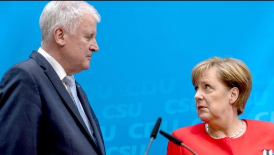 Ministri i Brendshëm i Merkel: Me këtë grua s’mund të punohet