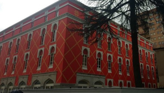 Auditi/ KLSH: Universiteti i Korçës shkelje me administrimin dhe prokurimet, raporti në prokurori