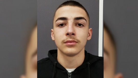 FOTO-EMRI/ Zhduket prej 20 ditësh adoleshenti shqiptar në Britani