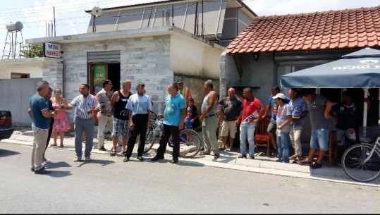 ‘Tym e flakë’/ Shkarkimet elektrike dogjën dje pajisjet në Cërrik, banorët: Duam kompensim nga OSHEE
