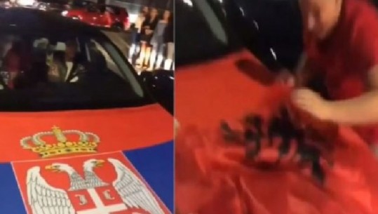 Gjesti i shqiponjës në ndeshje/ Shpërthejnë festimet, shqiptarët vendosin flamurin kombëtar mbi atë serb/VIDEO