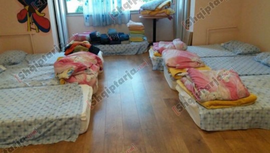 Ekskluzive/Abuzimi, nxënësit e verbër te 'Ramazan Kabashi' i detyrojnë të flenë në dysheme
