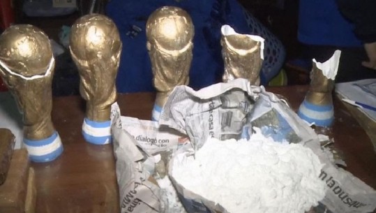 Argjentinë, kanabis dhe kokainë në trofetë e Kupës së Botës/FOTO