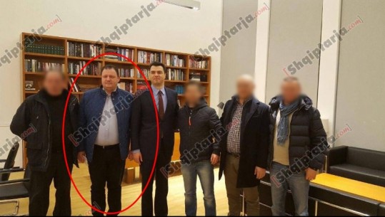 Balla nxjerr foton: Basha në selinë e PD me vëllanë e Alfred Vladit, në kërkim për 3.4 mln euro