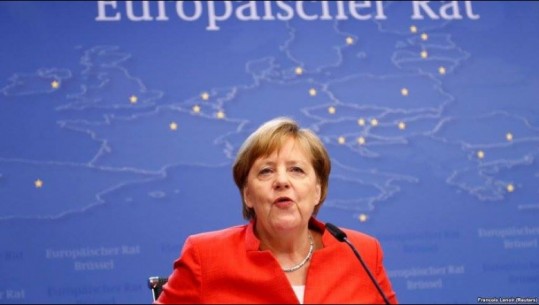 Merkel arrin marrëveshje me 14 shtete të BE-së për azilkërkuesit