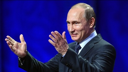 Rrjeti shpall 'Presidentin' e ri të Rusisë: Putin të lirojë zyrën të hënën (Foto)