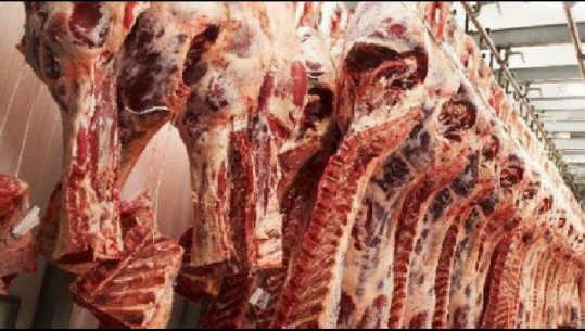AKU bllokon 50 tonë mish nga Brazili, produkti kishte salmonelë
