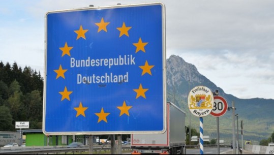 Fluksi/ Austria: Gati për masa mbrojtëse në kufi për emigrantët