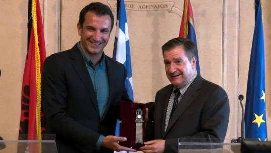 Veliaj vlerësohet nga kryebashkiaku i Athinës, Yiorgos Kaminis: Po e transformon Tiranën në një qytet modern