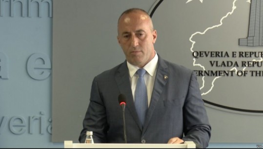 Haradinaj kërcënon Thaçin për kufijtë dhe i qëndron taksës për Serbinë: Nuk do të hiqet edhe nëse rrezikohet qeveria