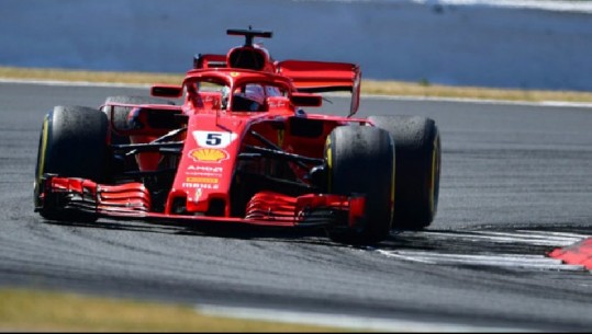 Formula 1 dhuron spektakël, Vettel triumfon në ‘shtëpinë’ e Hamiltonit
