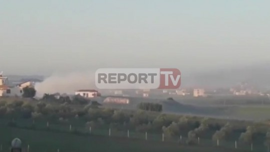 Ndotja mjedisore në Sukth/ Bashkia djeg mbeturinat prej 1 jave, banorët në Report Tv: Na janë mbushur dhe shtëpitë me tym