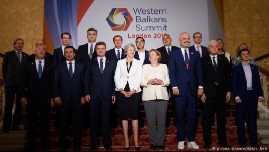 Deutsche Welle: Samiti i Londrës për Ballkanin, takim grotesk