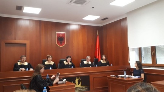 Vettingu/ S'mori pjesë në seancë, KPA shtyn për në shtator vendimin për Mirela Fanën