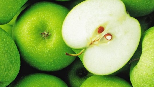 Molla, fruti që pastron trupin nga toksinat dhe ju ndihmon të humbisni peshë