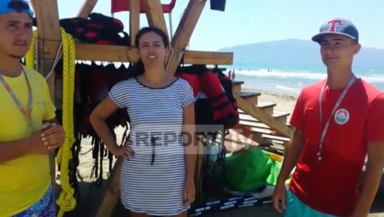 ‘Po mbytej në det’/ Vrojtuesi i plazhit tregon si shpëtoi një turist nga Kosova në Vlorë