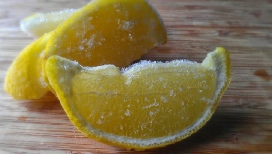 Dieta me limon të ngrirë, pse duhet të filloni ta mbani